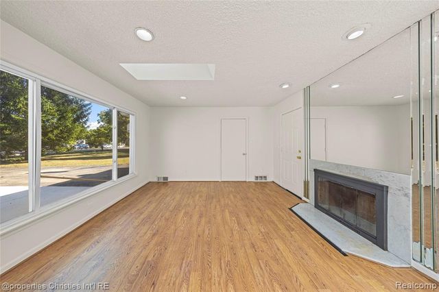 6550 Inkster Road, West Bloomfield, MI 48322
