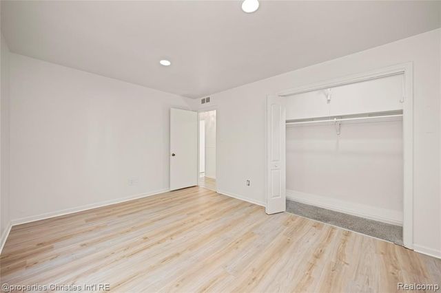 6550 Inkster Road, West Bloomfield, MI 48322