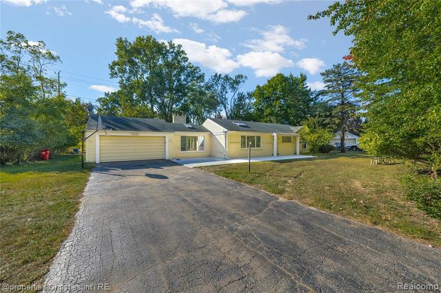 6550 Inkster Road, West Bloomfield, MI 48322