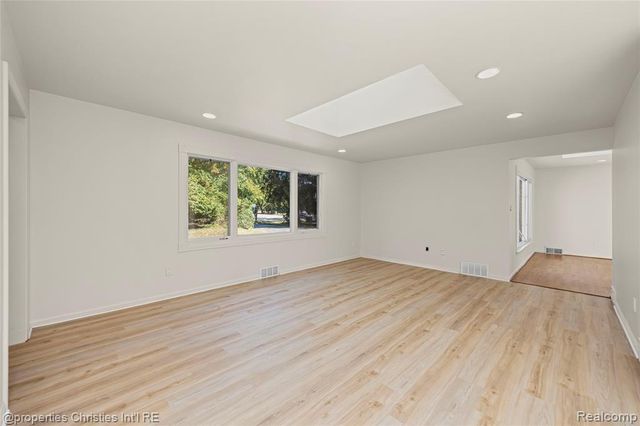 6550 Inkster Road, West Bloomfield, MI 48322