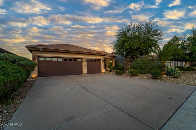 1021 S WESTERN SKIES Drive, Gilbert, AZ 85296
