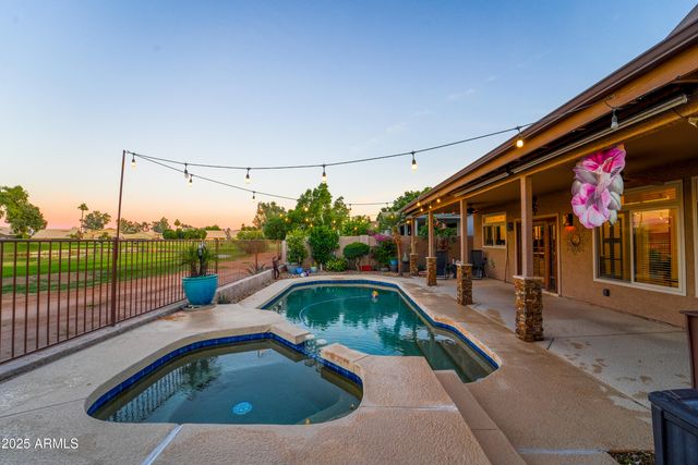 1021 S WESTERN SKIES Drive, Gilbert, AZ 85296