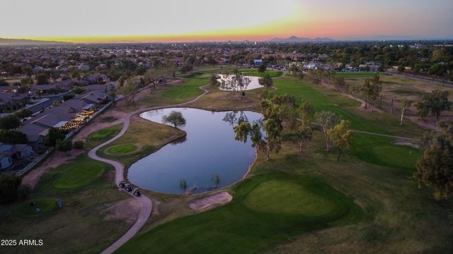 1021 S WESTERN SKIES Drive, Gilbert, AZ 85296