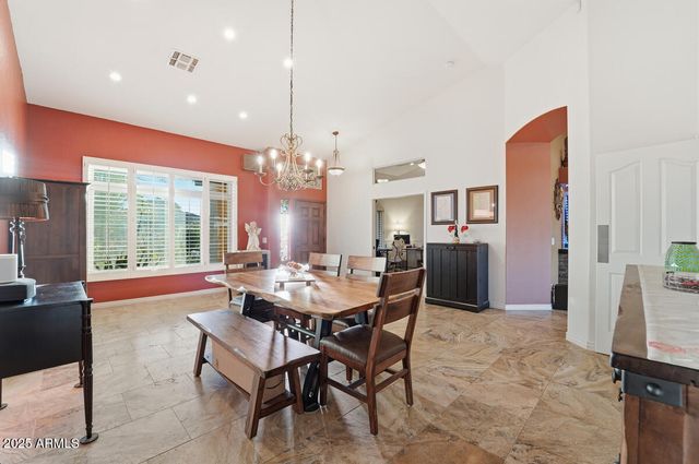 1021 S WESTERN SKIES Drive, Gilbert, AZ 85296