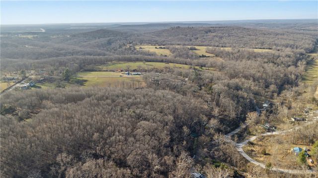 15360 N Wimpy Jones Road, Garfield, AR 72732