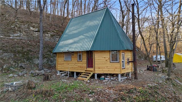 15360 N Wimpy Jones Road, Garfield, AR 72732