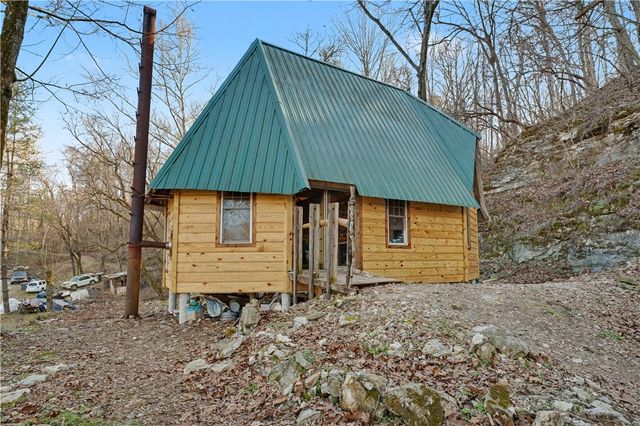 15360 N Wimpy Jones Road, Garfield, AR 72732