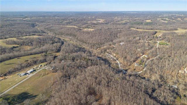 15360 N Wimpy Jones Road, Garfield, AR 72732