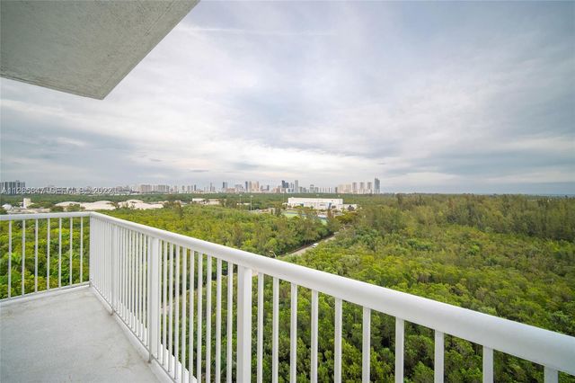 15051 Royal Oaks Lane 1203, North Miami, FL 33181