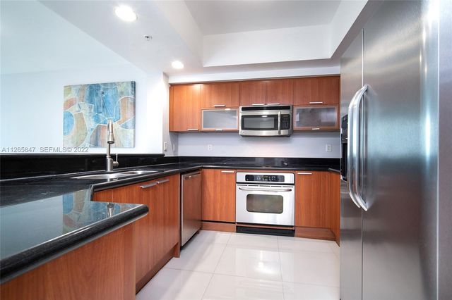 15051 Royal Oaks Lane 1203, North Miami, FL 33181