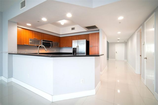 15051 Royal Oaks Lane 1203, North Miami, FL 33181