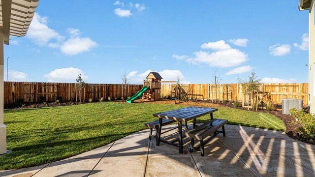 3246 Oak Trail Drive, Manteca, CA 95337