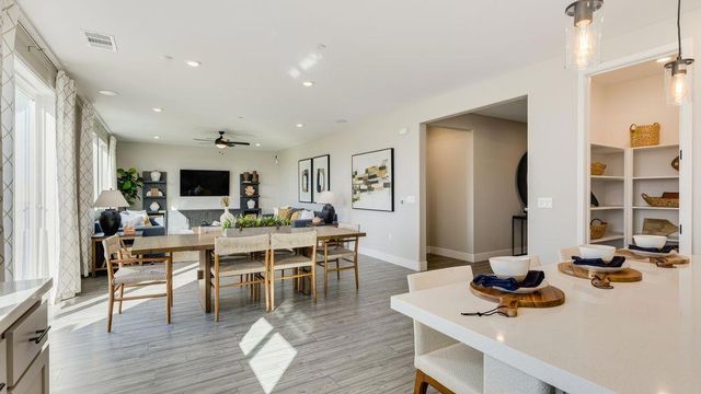 3246 Oak Trail Drive, Manteca, CA 95337