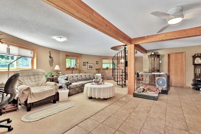 22513 Sunrise Road NE, Stacy, MN 55079