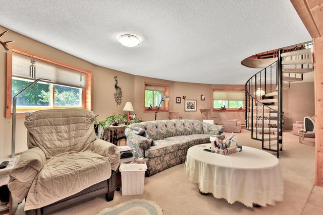 22513 Sunrise Road NE, Stacy, MN 55079