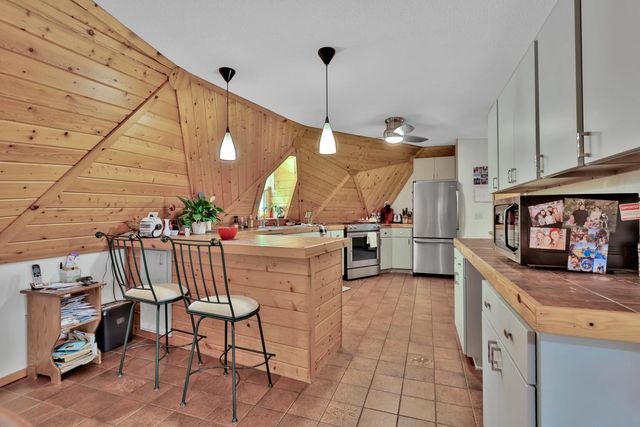 22513 Sunrise Road NE, Stacy, MN 55079