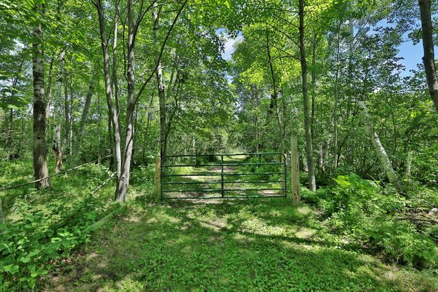 22513 Sunrise Road NE, Stacy, MN 55079