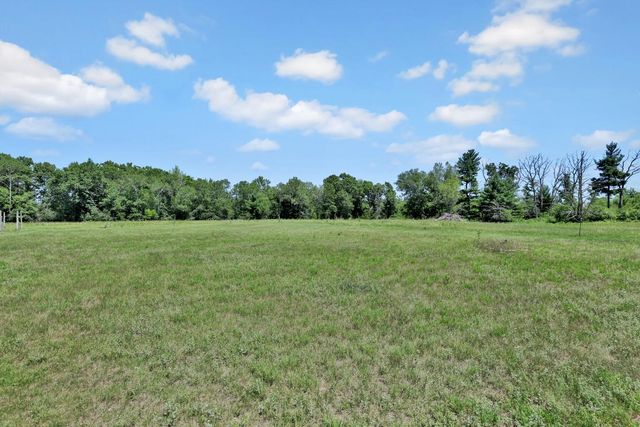 22513 Sunrise Road NE, Stacy, MN 55079