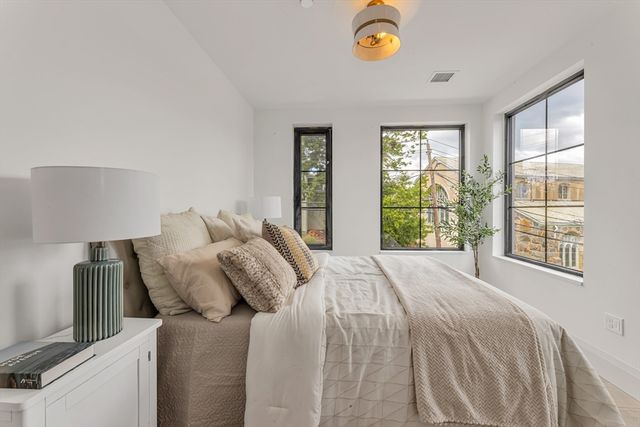 34 Oak Street 304, Boston, MA 02136