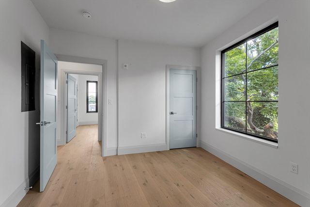 34 Oak Street 304, Boston, MA 02136