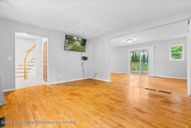 2709 Greenbriar Avenue, Lansing, MI 48912