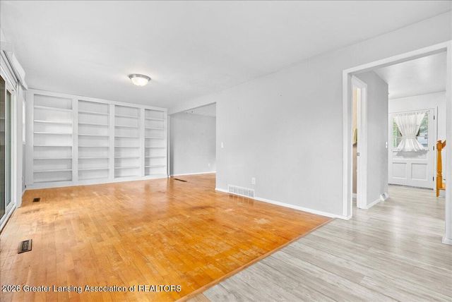 2709 Greenbriar Avenue, Lansing, MI 48912