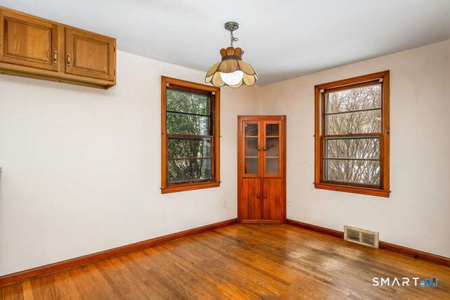 21 Boroskey Road, Fairfield, CT 06824