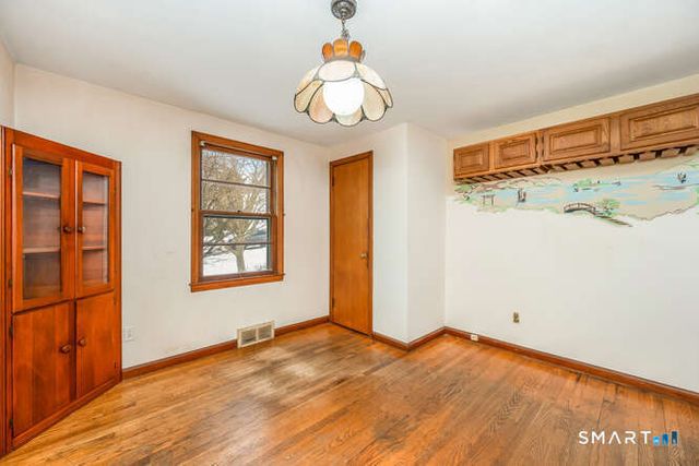 21 Boroskey Road, Fairfield, CT 06824