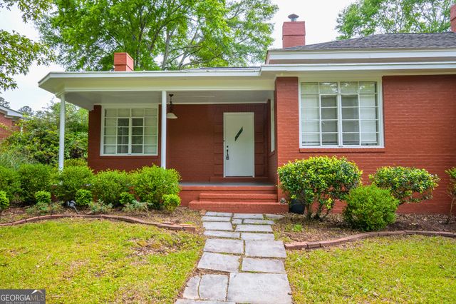 199 Lake Forest Drive, Elberton, GA 30635