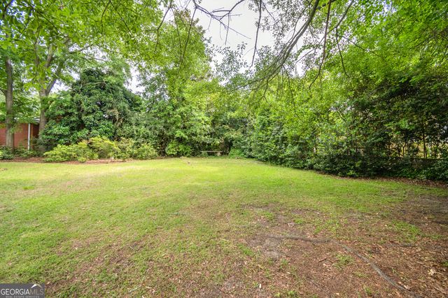 199 Lake Forest Drive, Elberton, GA 30635
