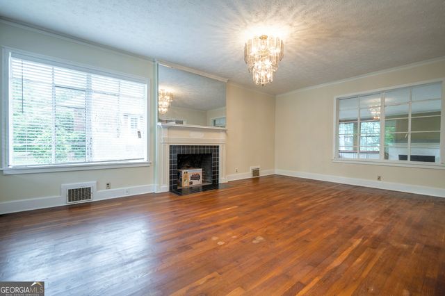 199 Lake Forest Drive, Elberton, GA 30635