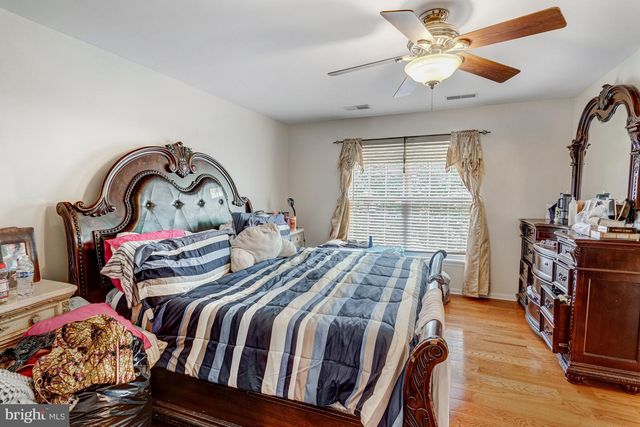 3020 FRANKFURT CT, Woodbridge, VA 22191