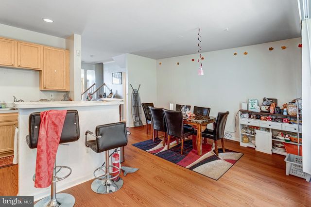 3020 FRANKFURT CT, Woodbridge, VA 22191