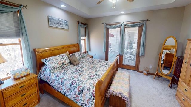 1008 OREGON TRAIL, Boonville, MO 65233