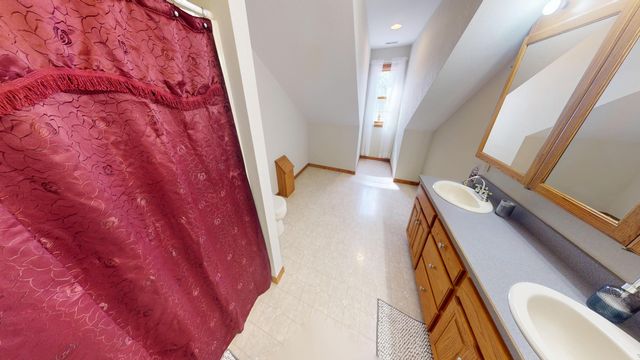 1008 OREGON TRAIL, Boonville, MO 65233