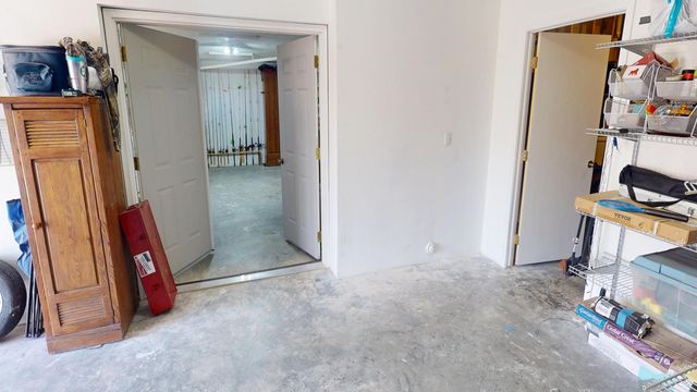 1008 OREGON TRAIL, Boonville, MO 65233