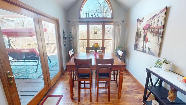 1008 OREGON TRAIL, Boonville, MO 65233