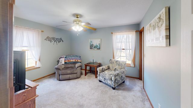 1008 OREGON TRAIL, Boonville, MO 65233