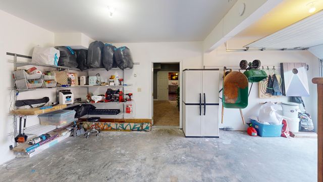 1008 OREGON TRAIL, Boonville, MO 65233