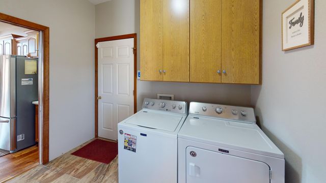 1008 OREGON TRAIL, Boonville, MO 65233