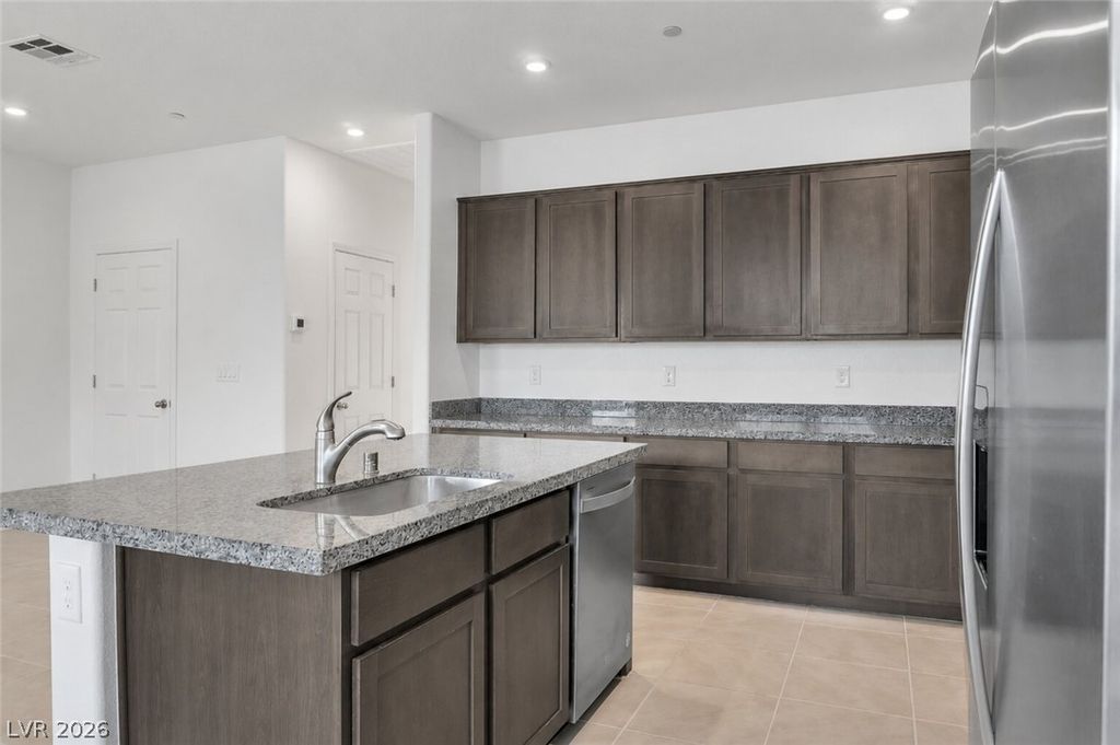 671 Anemone Lane, Henderson, NV 89015 — photo 4