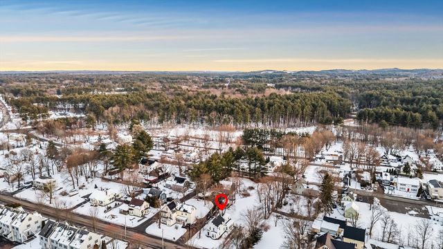 29 Tarbell St, Pepperell, MA 01463