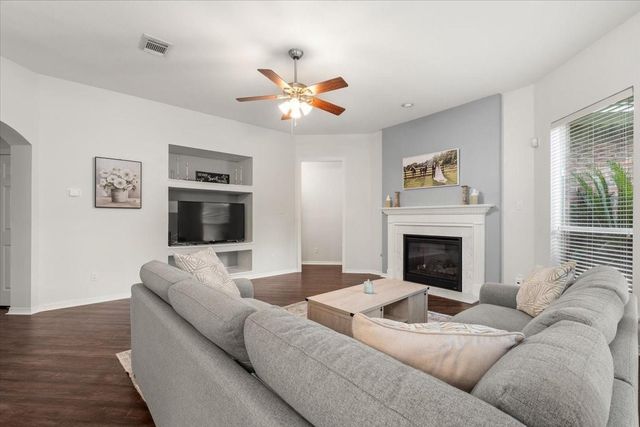 3102 Silverberry Trail, Houston, TX 77345