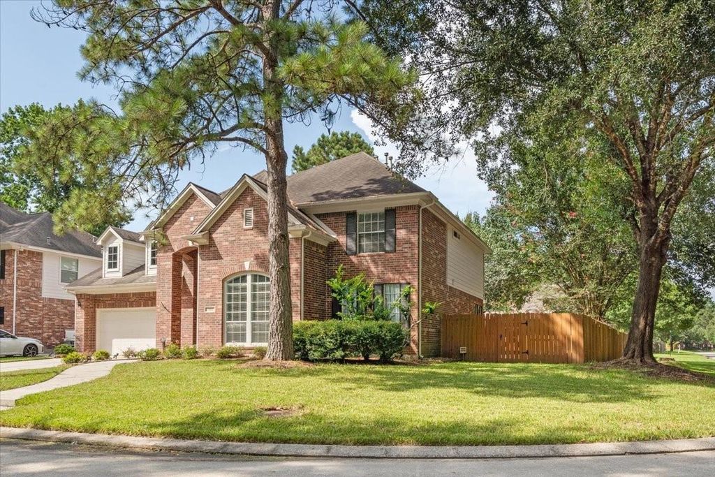 3102 Silverberry Trail, Houston, TX 77345
