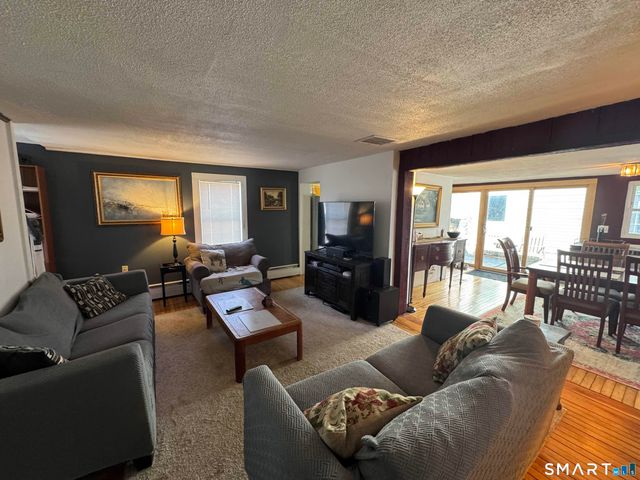 527 Worthington Ridge, Berlin, CT 06037