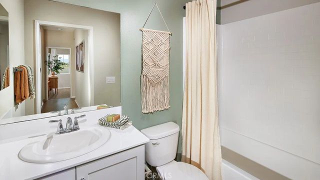 426 Ivy Crest Drive, San Jacinto, CA 92582