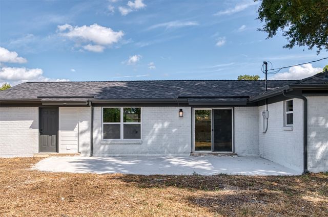 417 Fieldwood Terrace, Hurst, TX 76053