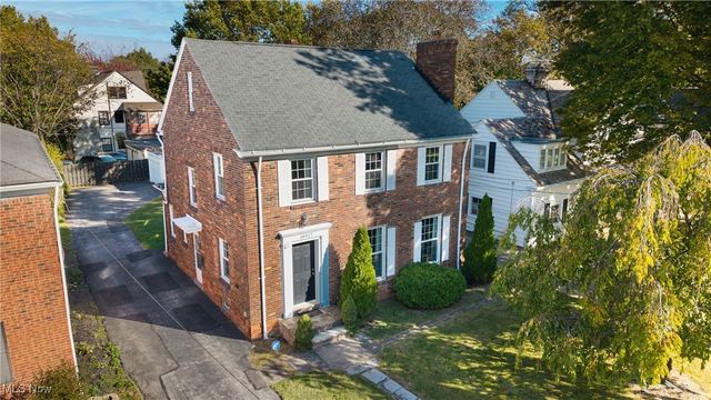 18927 Chagrin Boulevard, Shaker Heights, OH 44122