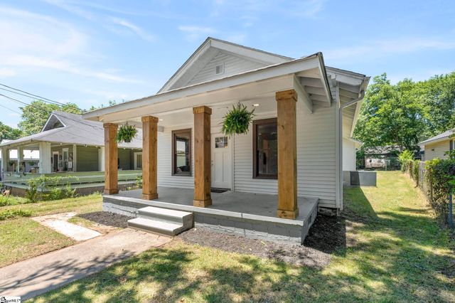 8 Bragg Street, Greenville, SC 29611