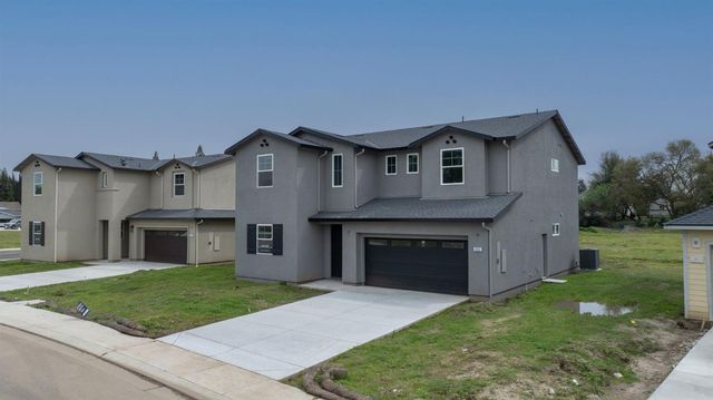 809 Tiffani Way, Oakdale, CA 95361